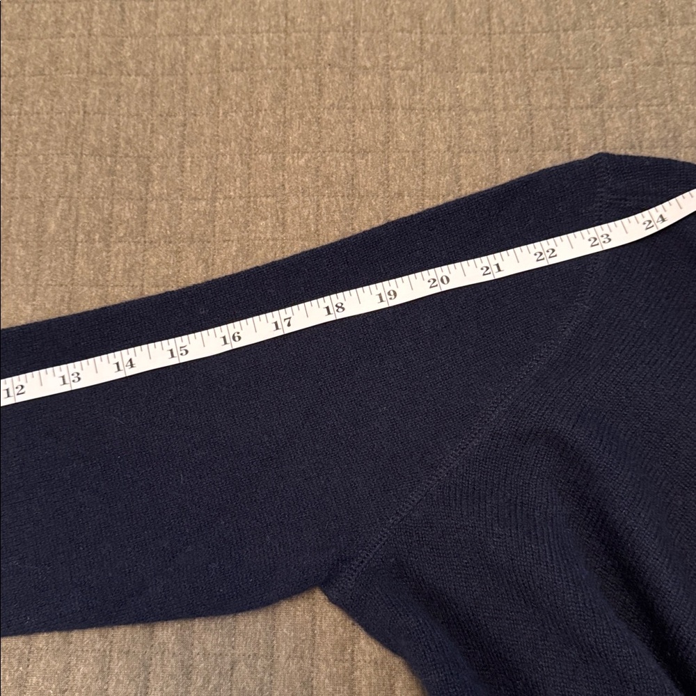 nwt reformation cashmere boyfriend sweater - Picture 10 of 11